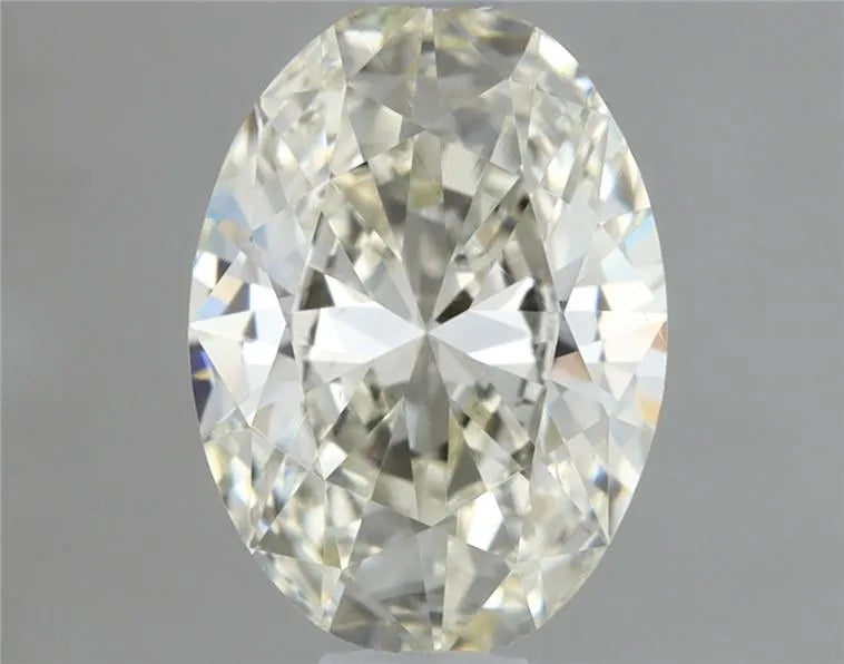 0.60ct Oval Natural Diamond (Colour J, Clarity VS2, Cut VG, IGI Certified)