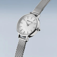 Load image into Gallery viewer, Bering Watch 11022-004
