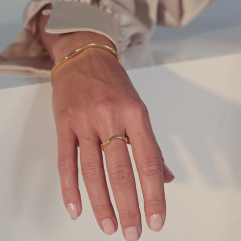 Gold Ellera Waves Pianura Ring