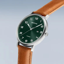 Load image into Gallery viewer, Bering Watch 18640-568
