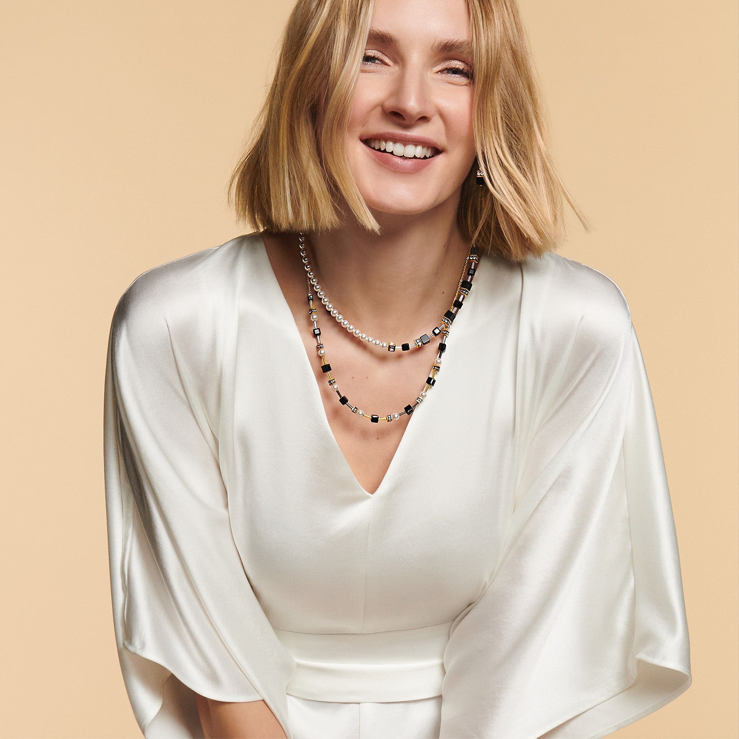 GeoCUBE® Precious Fusion Pearls Necklace Black-gold