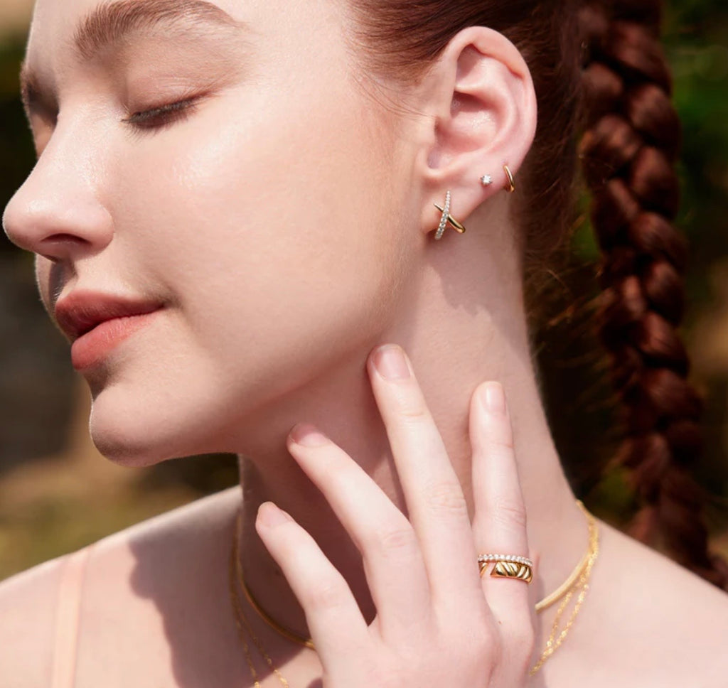Gold Kiss Polished Pavé Studs