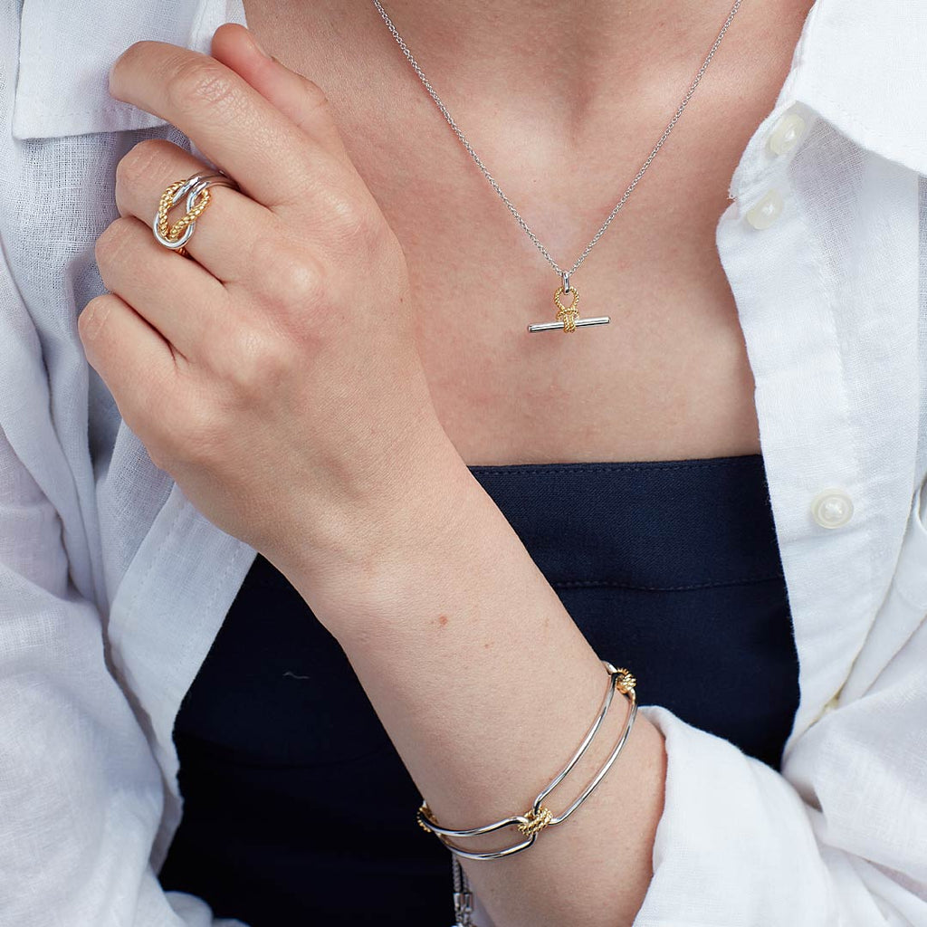 Marina Rope Knot T-Bar Golden Necklace