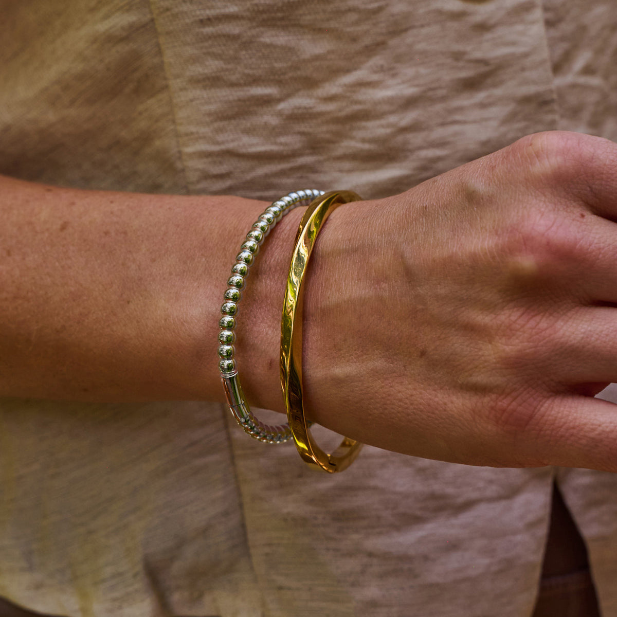 AVA & SKY Bubble Waterproof Bangle