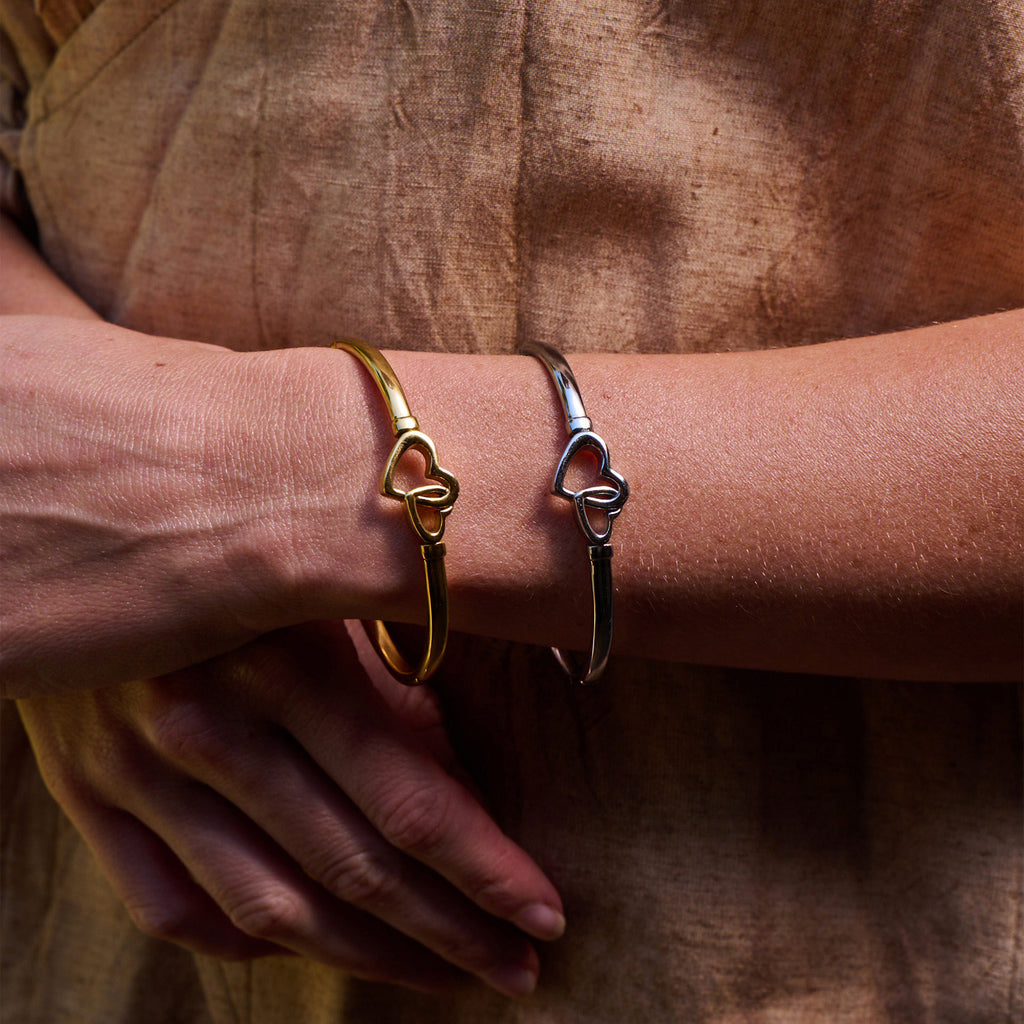 AVA & SKY Linked Heart Waterproof Bangle