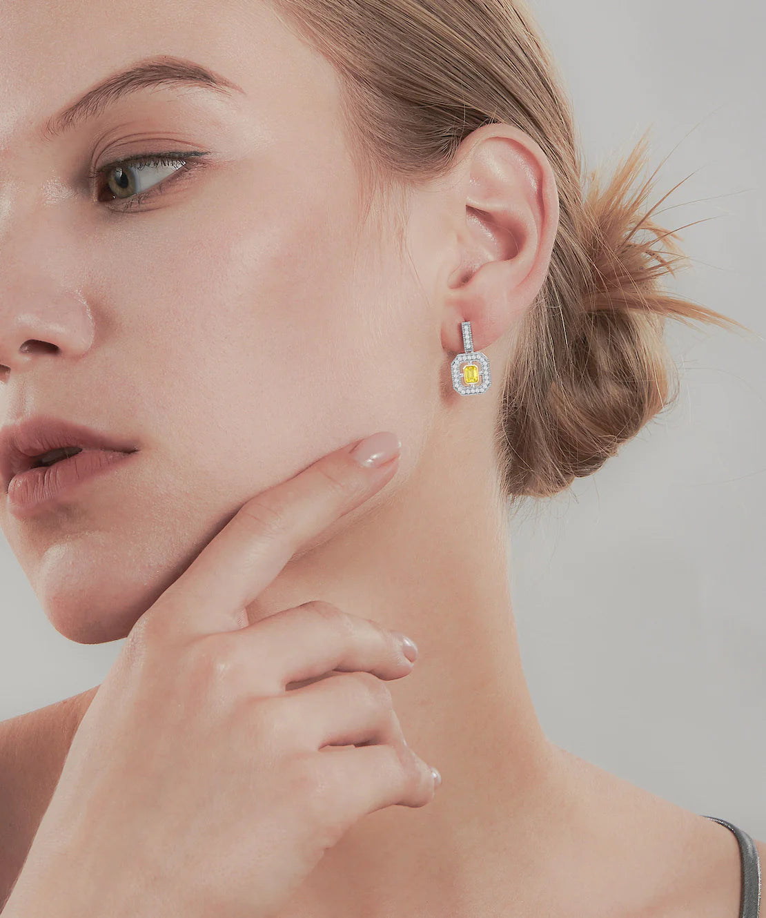 18ct White Gold Clarice Glamour Earrings