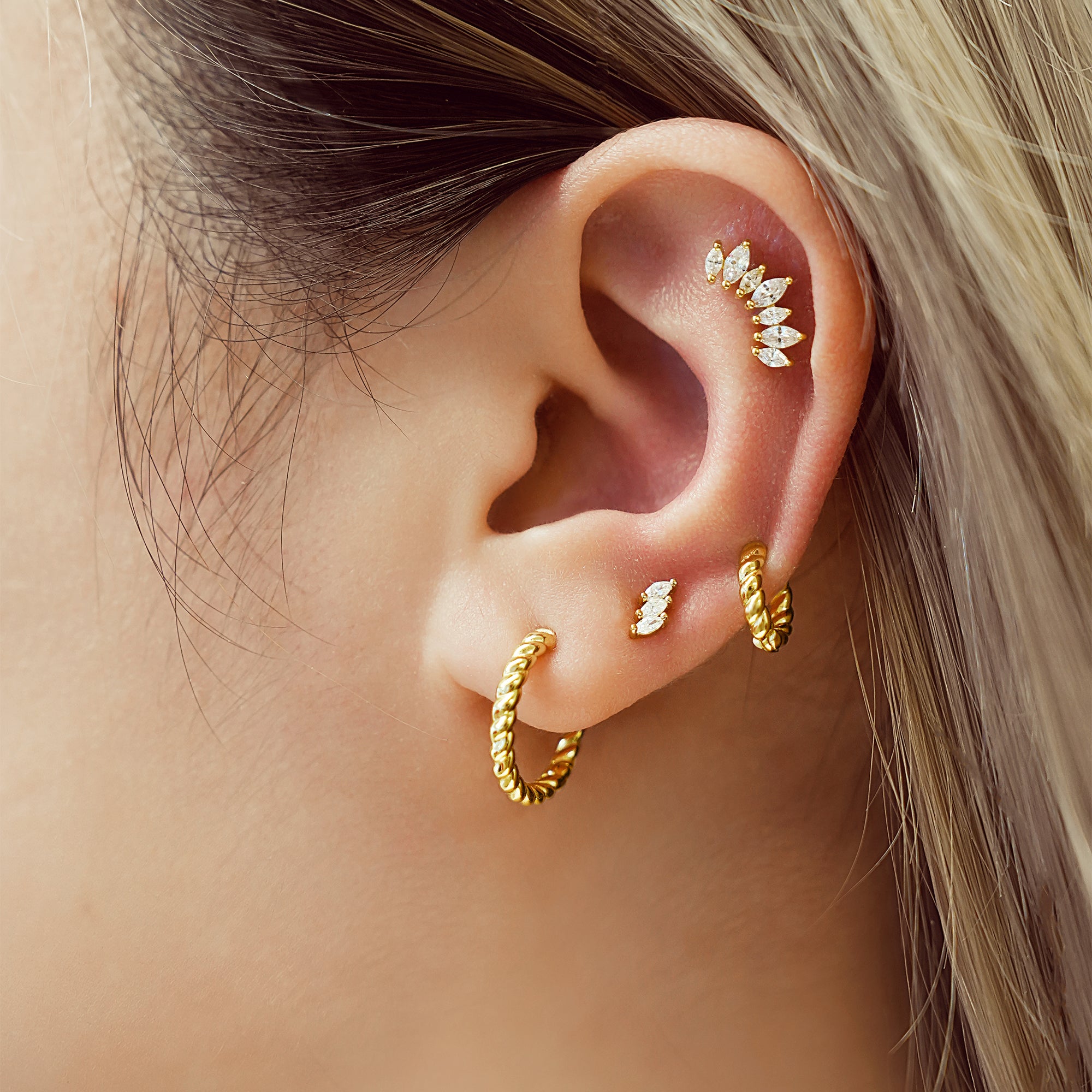 GOLD TEXTURE SMALL HUGGIE HOOP EARRINGS