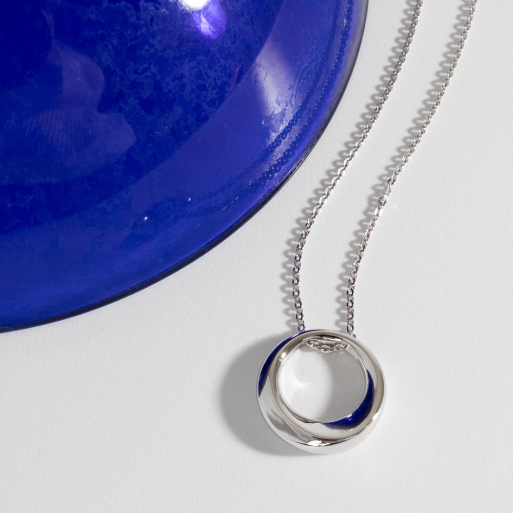 Bevel Cirque Necklace