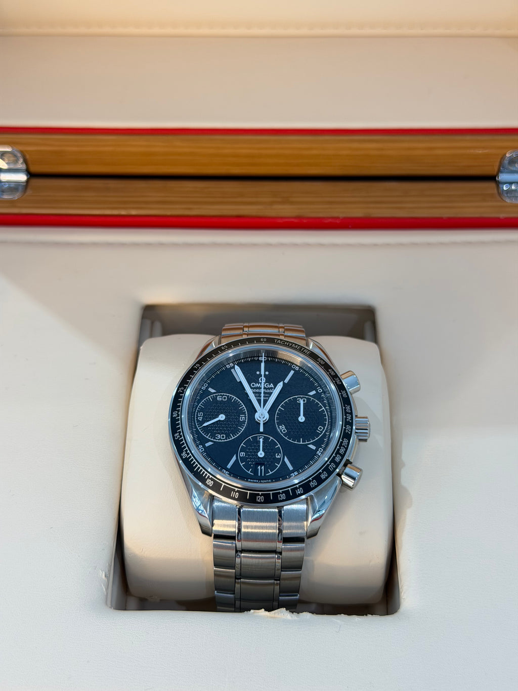 Pre-Owned Omega Speedmaster 2021