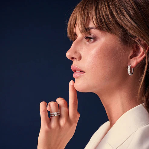 Ellisse Carezza Piccolo Ring