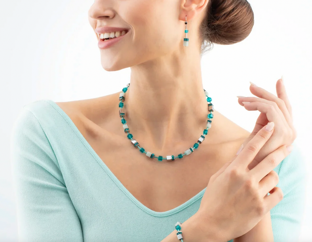 Geocube Iconic Precious Silver Green Earrings