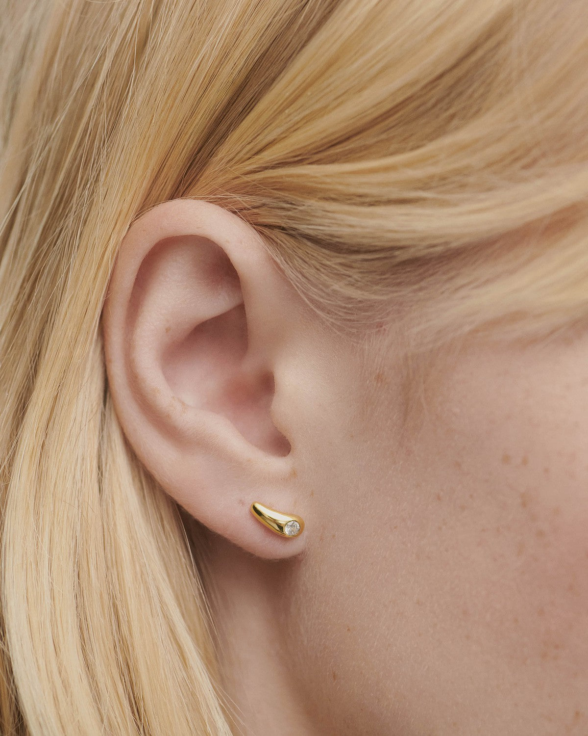 Serena Stud Earrings