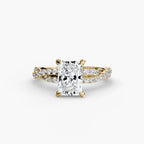 The Twisted Pavé Solitaire