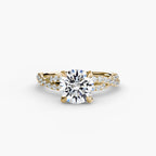 The Twisted Pavé Solitaire