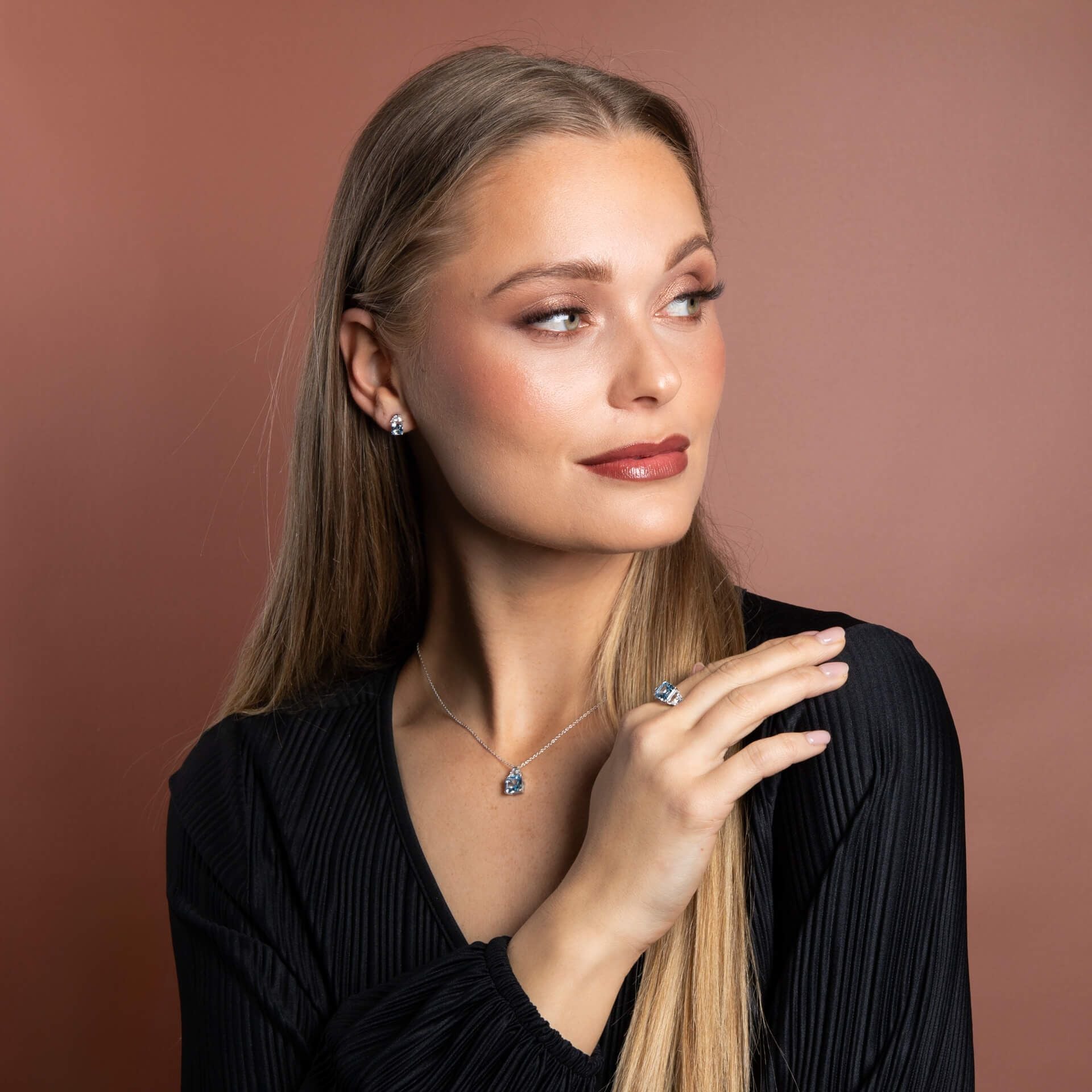 Diamonfire Square Aquamarine Blue Zirconia Trilogy Ring