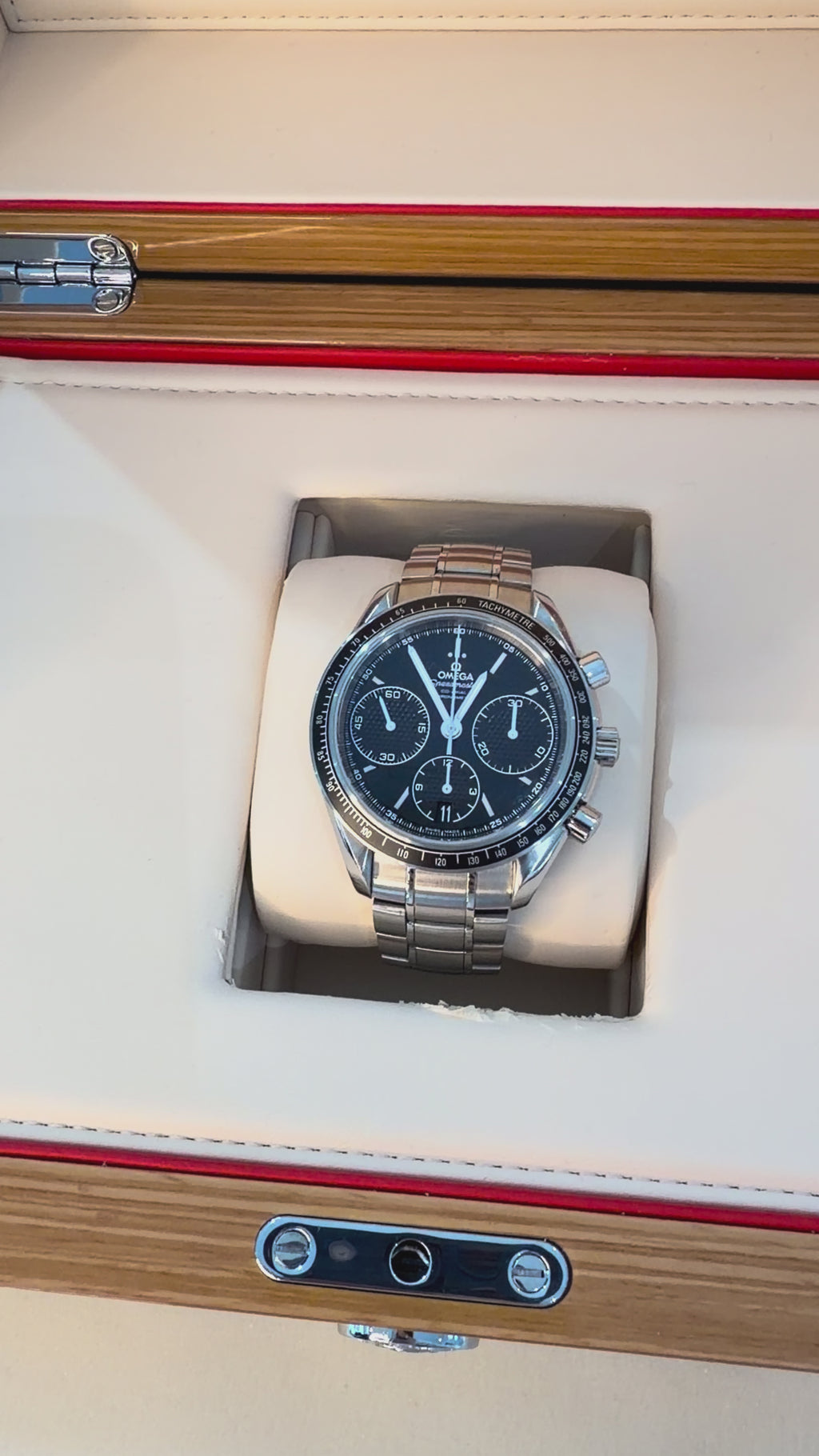 Pre-Owned Omega Speedmaster 2021