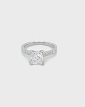 Load and play video in Gallery viewer, Platinum 2.29tct Princess Cut LAB Diamond Ring - GIA CERTIFIED
