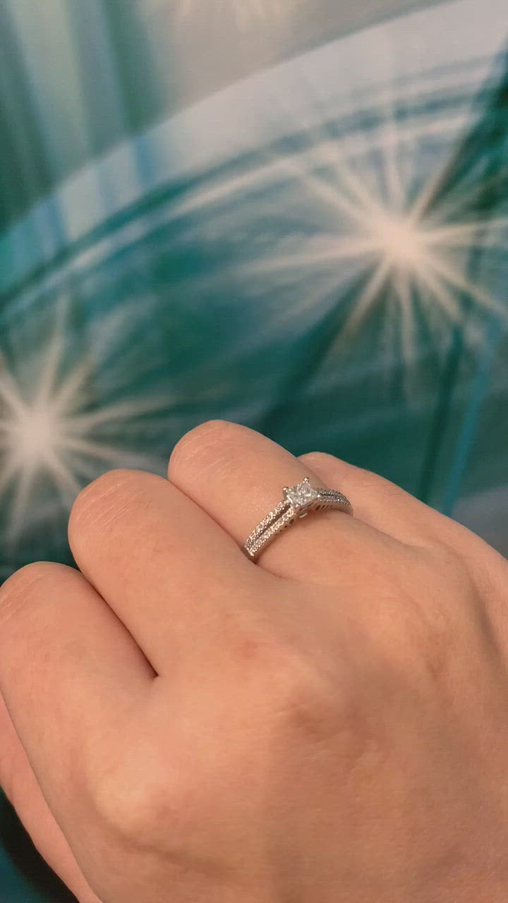 18ct White Gold Princess Diamond Ring