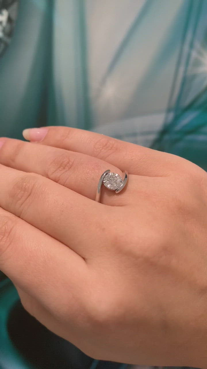 9ct White Gold Diamond Circle Cluster Ring