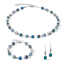 Load image into Gallery viewer, Earrings Sparkling Classic Update Blue
