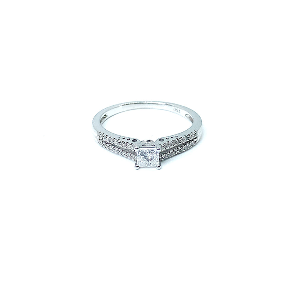 18ct White Gold Princess Diamond Ring