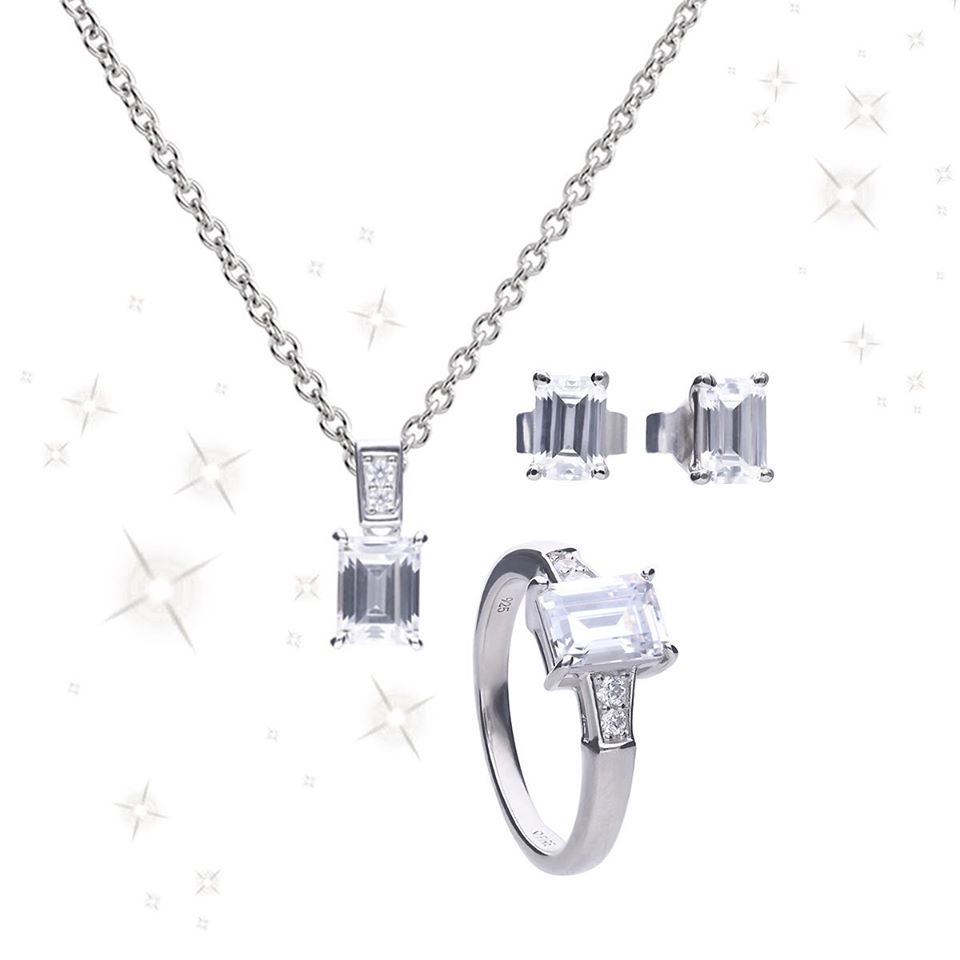 Emerald Cut Studs E5782