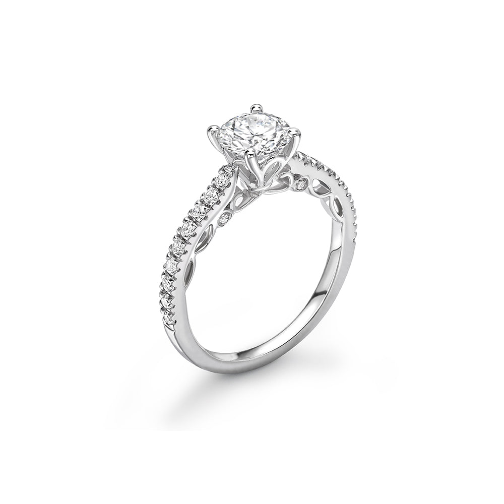 18ct White Gold Vintage Style Round Diamond Ring
