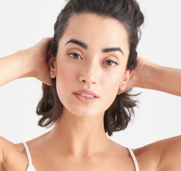 Gold Glow Stud Earrings E018-07G