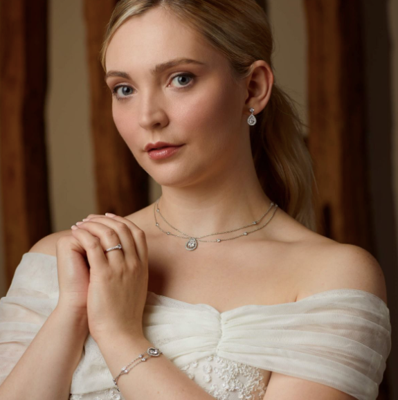 Teardrop Shaped Diamonfire Zirconia Bracelet With Double Chain B5331
