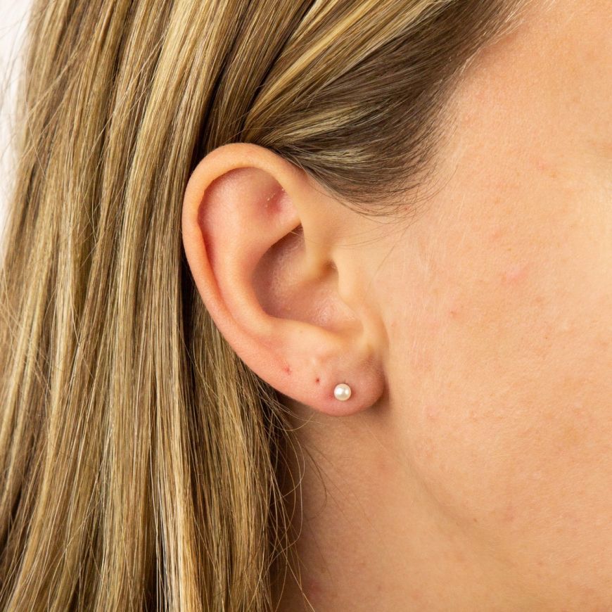 9ct Gold 3mm Pearl Stud Earrings