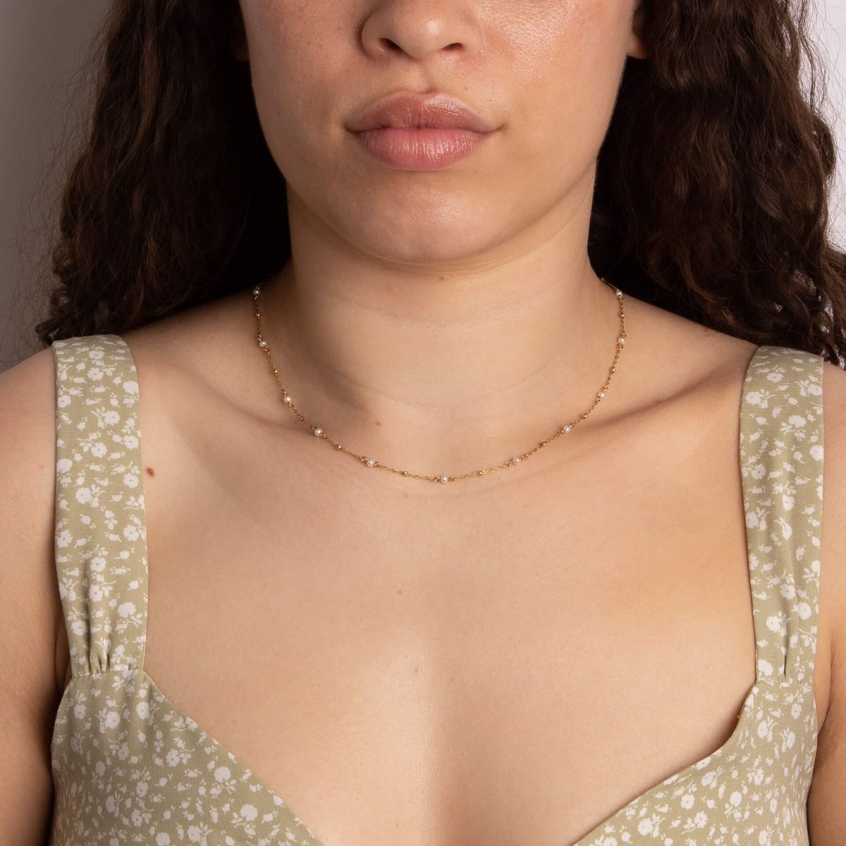 9ct Yellow Gold Freshwater Pearl Station Chain 46cm