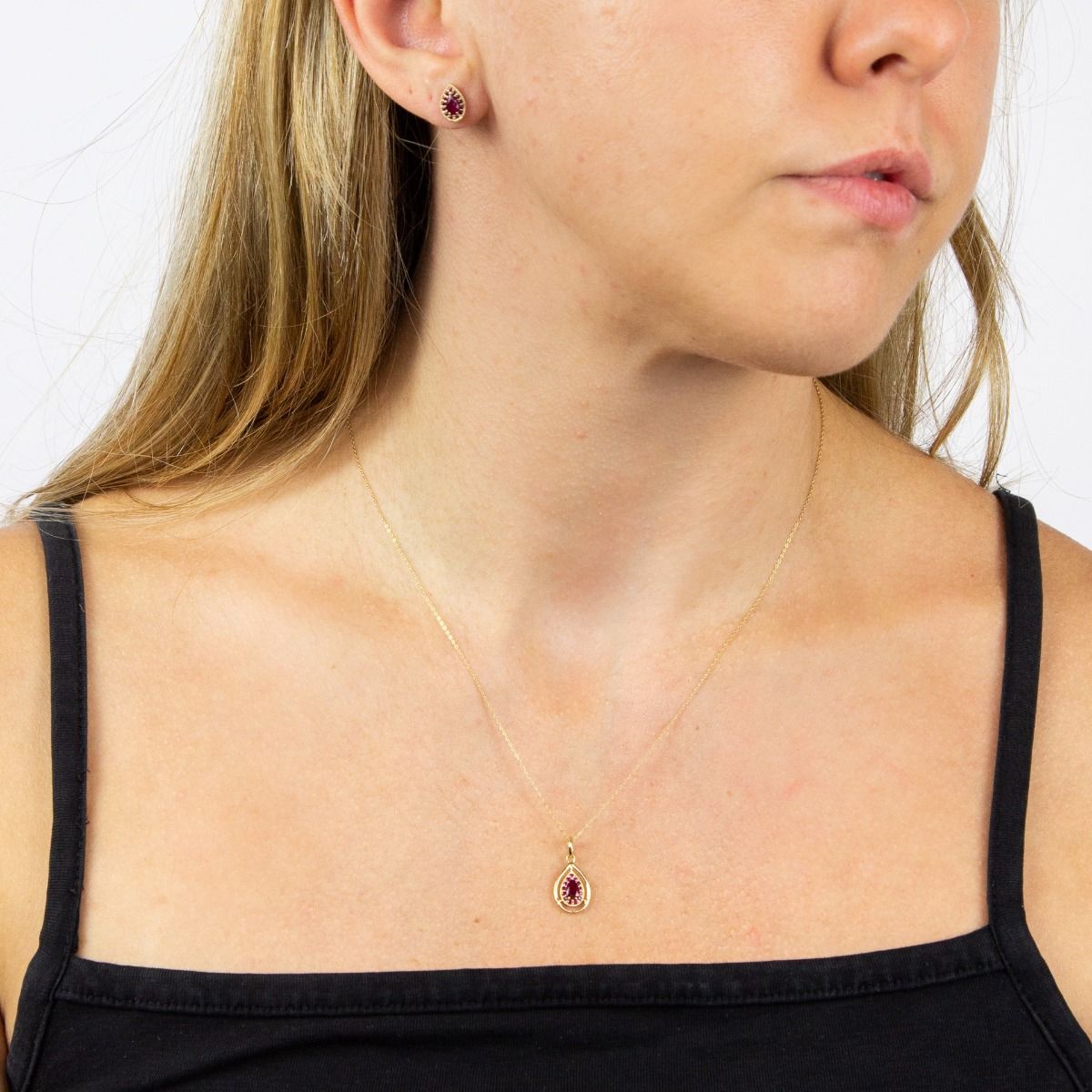 9ct Yellow Gold Ruby Teardrop Pendant