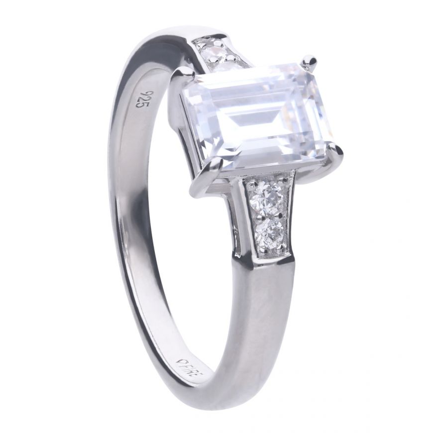 Emerald Cut Ring R3714