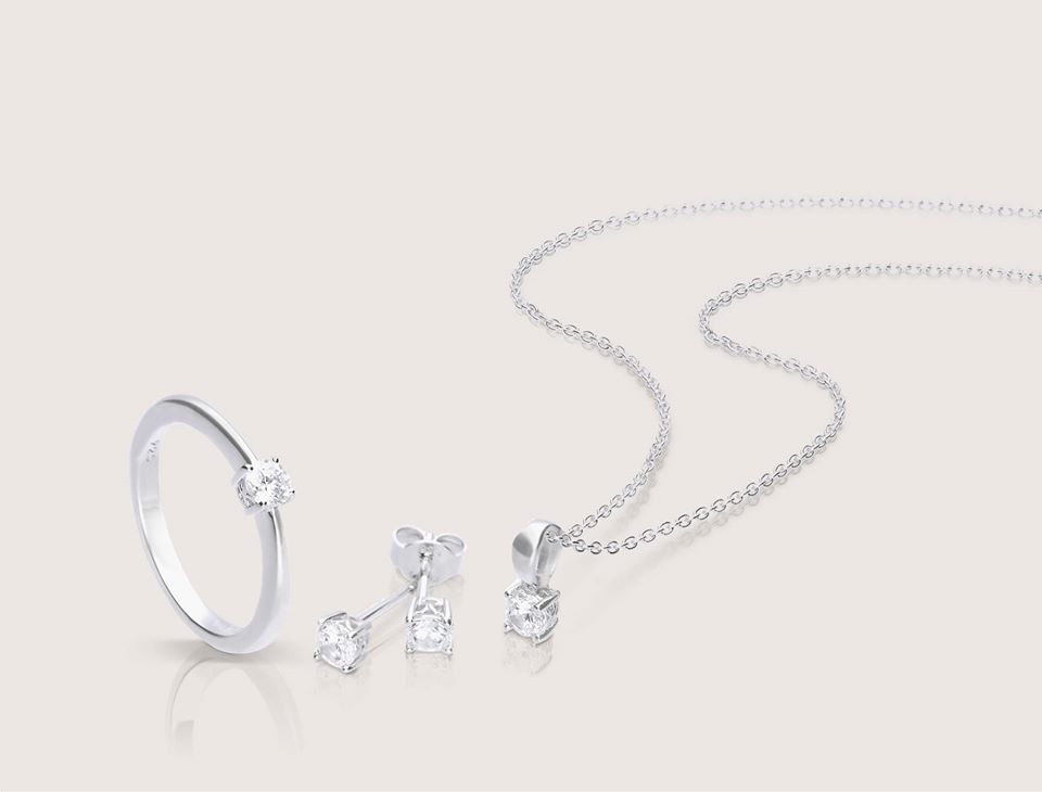 Solitaire 0.5ct Claw Necklace P4610